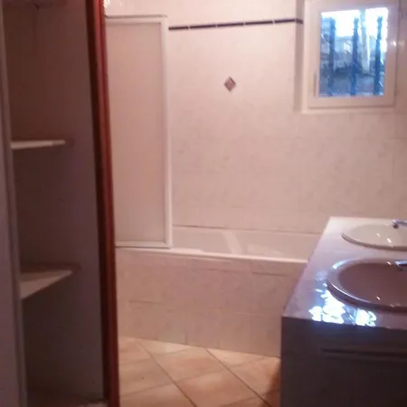 D'hotes, Domaine Les Peupliers, Bed & Breakfast *